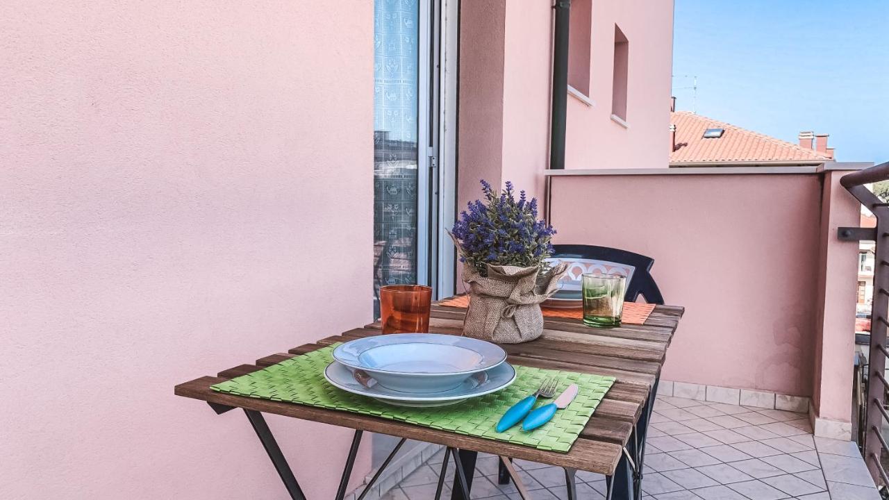 Appartamento Il Poeta - Affitti Brevi Italia Rimini Ngoại thất bức ảnh