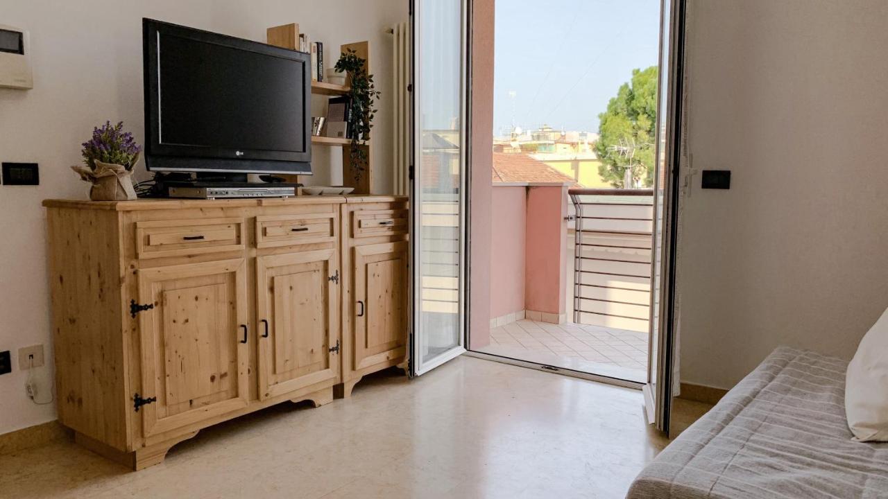 Appartamento Il Poeta - Affitti Brevi Italia Rimini Ngoại thất bức ảnh
